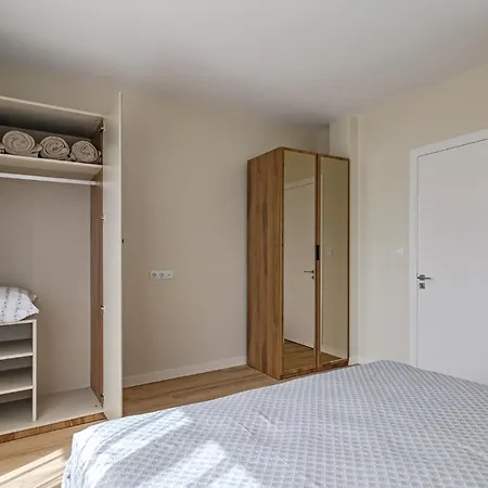 Luxury Oasis Near The Sea Apartment Varna